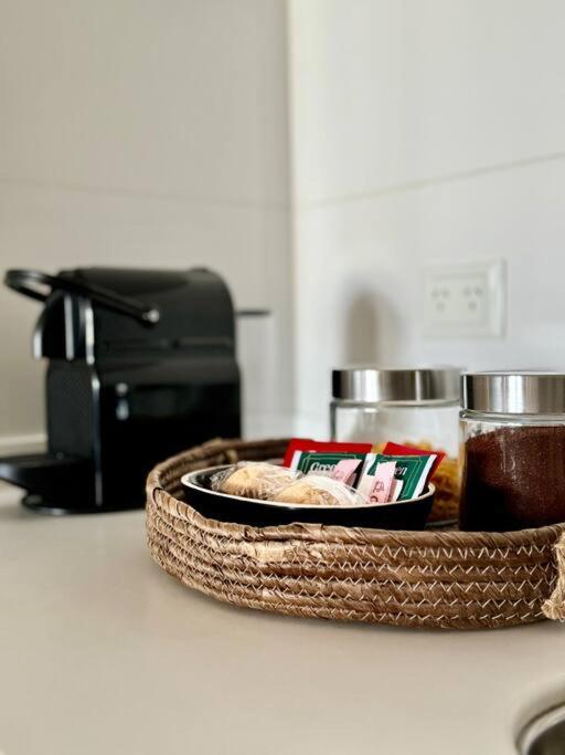 Seaport Apartments Studio Austral 403 우수아이아 외부 사진